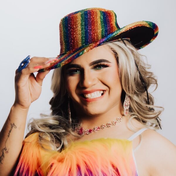 Drag Queen Hilary Rivers